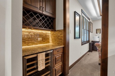 Don't miss the lifestyle video. Experience the art of lakefront - photo 8