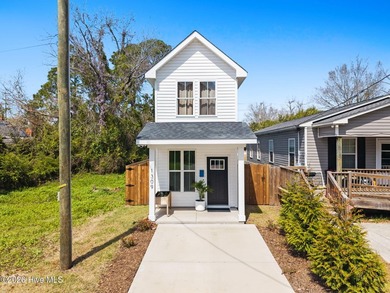 (private lake, pond, coastal) Home For Sale in Wilmington North Carolina