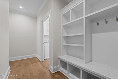 Luxury, easy living and value combine in this like-new custom - photo 12