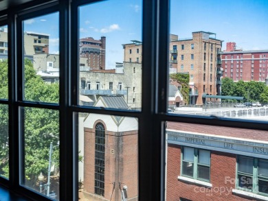 Your dream Pied-a-terre awaits. Turn-key income producing top