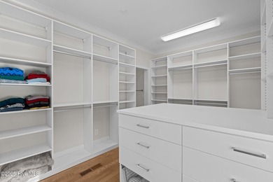 Luxury, easy living and value combine in this like-new custom - photo 20