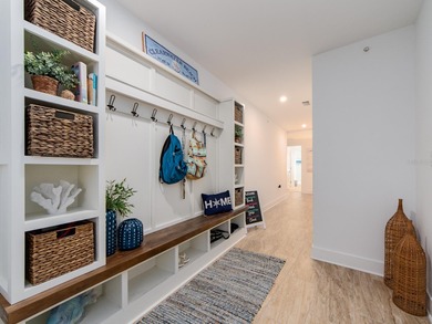Built in 2020 and over 3000 sq ft this unit is  designed to live - photo 7