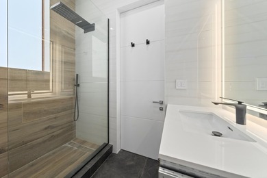 Experience unparalleled modern waterfront luxury in prestigious - photo 47