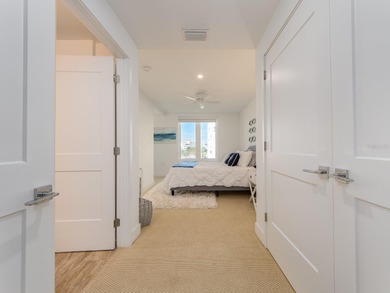 Built in 2020 and over 3000 sq ft this unit is  designed to live - photo 8