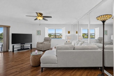 ACCEPTING BACK-UP OFFERS. Take Elevator t0 TOP FLOOR 2BR/2BA - photo 24