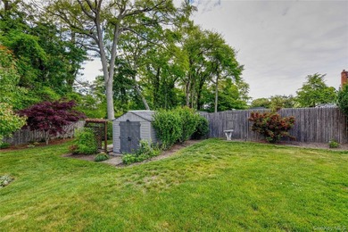 Spacious Split Level Home in the Heart of West Islip. Inside - photo 28