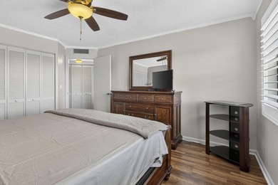 ACCEPTING BACK-UP OFFERS. Take Elevator t0 TOP FLOOR 2BR/2BA - photo 29