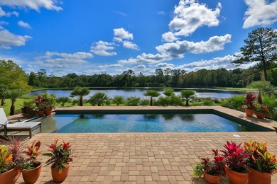 Exceptional 9-acre, 9 car garage lakefront estate with guest - photo 10