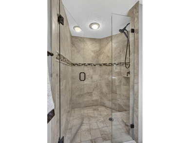 ACCEPTING BACK-UP OFFERS. Take Elevator t0 TOP FLOOR 2BR/2BA - photo 32