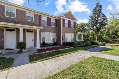 Lake Townhome/Townhouse For Sale in Seffner, Florida