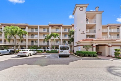 Lake Condo For Sale in Delray Beach, Florida