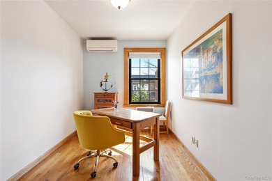 Welcome home to this beautiful Wolosoff Brothers Townhome on - photo 17