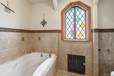 Welcome home to this beautiful Wolosoff Brothers Townhome on - photo 24