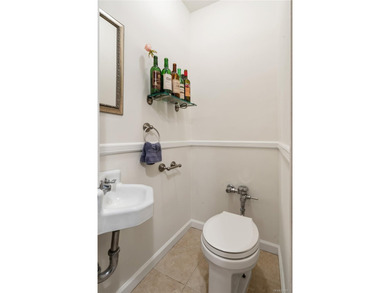 Welcome home to this beautiful Wolosoff Brothers Townhome on - photo 27