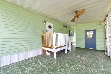 Welcome to easy living in Citrus Woods, an active 55+ community! - photo 5
