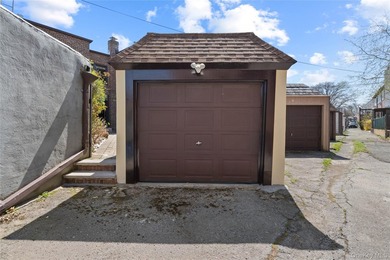 Welcome home to this beautiful Wolosoff Brothers Townhome on - photo 35