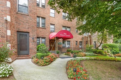 Welcome to Franklin Manor, where pre-war character and modern