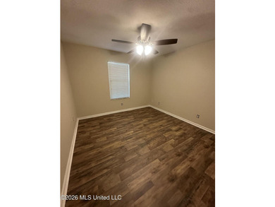 Move-In Ready 3 Bedroom, 2 Bath Home! Step into this recently - photo 13