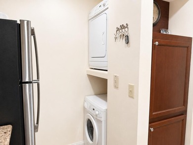Welcome to lakefront living in the heart of Bluewater Bay! This - photo 14