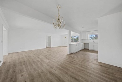 Welcome to an outstanding opportunity to own a true 3-bedroom - photo 14