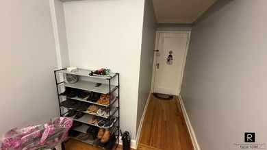 Welcome to this beautifully maintained 2-bedroom apartment in - photo 16