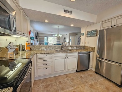 DON'T MISS OUT ON THIS OPPORTUNITY of a ground floor villa with - photo 18