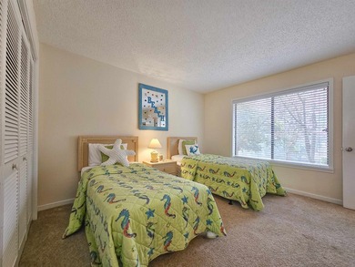 DON'T MISS OUT ON THIS OPPORTUNITY of a ground floor villa with - photo 41