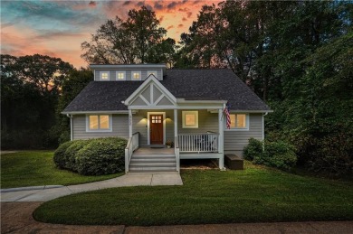 Lake Home For Sale in Dawsonville, Georgia