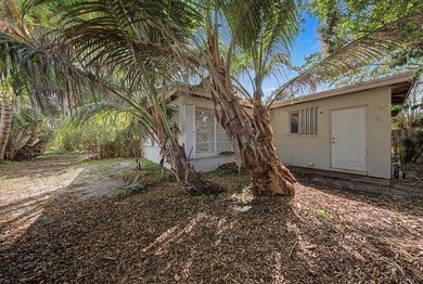 Welcome to an outstanding opportunity to own a true 3-bedroom - photo 44