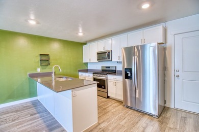 Seller is offering a $10,000 concession at closing! NO DOWN - photo 4