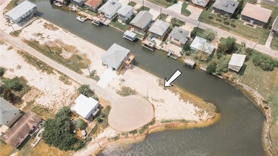 NEW PRICE**Welcome to 4005 Summit Drive - A Waterfront Dream for - photo 6