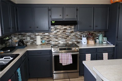 REDUCED ** REDUCED ** possible closing costs help ** OPPORTUNITY - photo 15