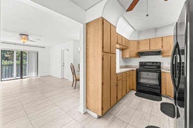 You are going to fall in love with this stunning 2 bedroom, 2 - photo 18