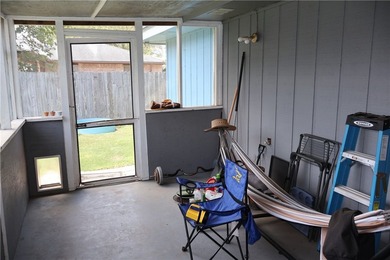 REDUCED ** REDUCED ** possible closing costs help ** OPPORTUNITY - photo 26