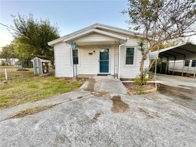 Lake Home For Sale in Lake City, Texas