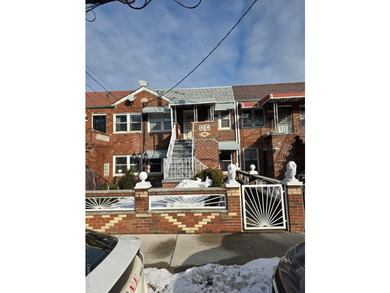 This is a well maintained property a must see .This property is - photo 1