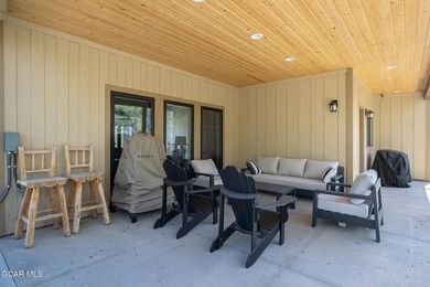 Perched at the end of Nighthawk Drive, this stunning Mountain - photo 39
