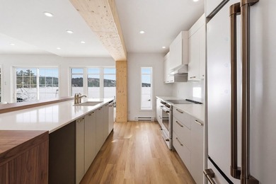 An exceptional opportunity to acquire a property on the shores - photo 10