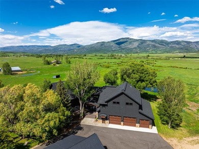 Welcome to Heritage Creek Ranch, an extraordinary 54-acre estate - photo 2
