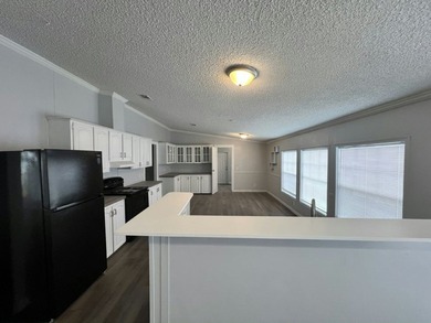 Additional listing photo 2