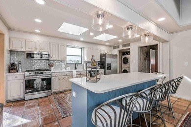 Experience the beauty of lakeside living in this stunning - photo 6