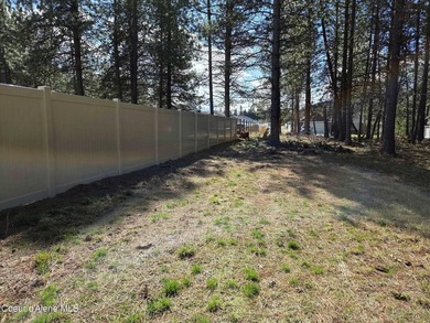 Seven adjoining city lots for a total of 1.13 acres in the - photo 9