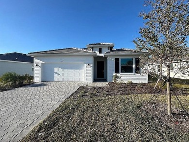 (private lake, pond, creek) Home For Sale in Englewood Florida