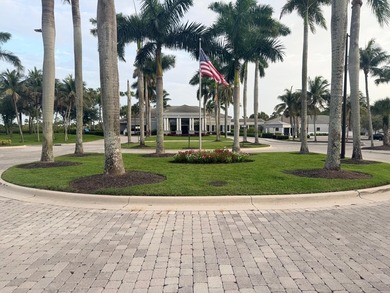 Beautiful Golf & Lake Front Home in desirable Madison Green - photo 32