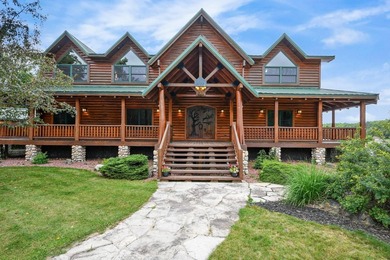 Once-in-a-lifetime luxury waterfront retreat on the world-class - photo 12