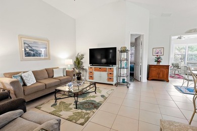 Impeccably maintained, one-owner residence offers 3-beds & - photo 12
