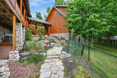 Once-in-a-lifetime luxury waterfront retreat on the world-class - photo 16
