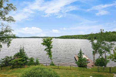 Once-in-a-lifetime luxury waterfront retreat on the world-class - photo 19