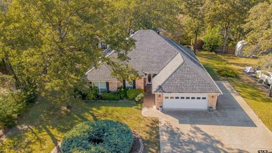Welcome to 532 Dogwood Lane in the gated Hideaway Lake community - photo 25