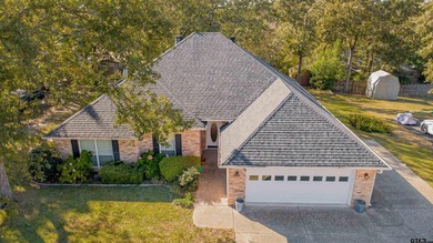 Welcome to 532 Dogwood Lane in the gated Hideaway Lake community - photo 26